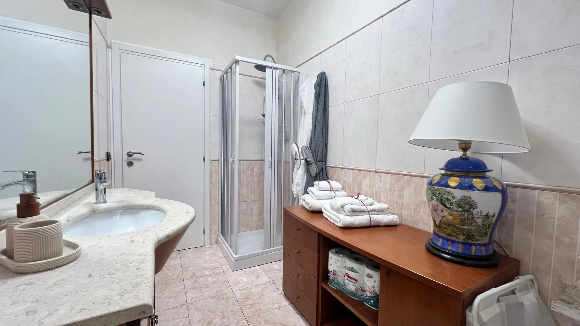 Alcave Holiday Home Rome Apartment
