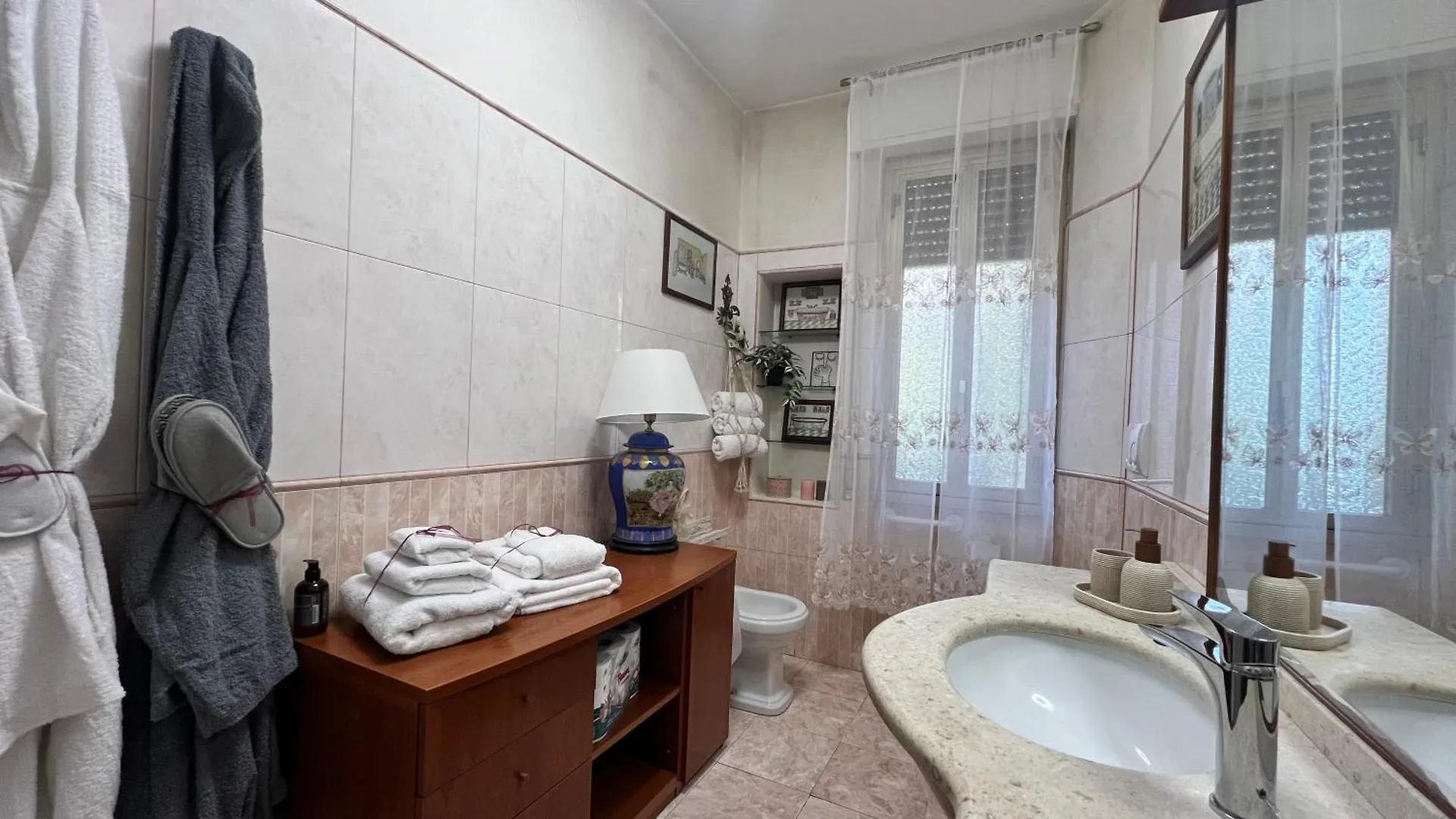 Alcave Holiday Home Rome Italy