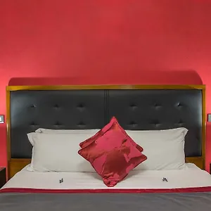 3* Ξενοδοχείο Navona Colors